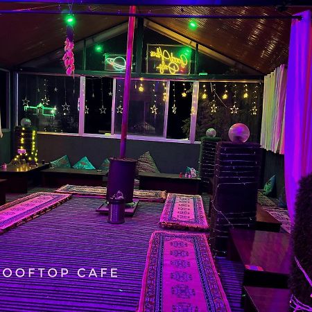 I Love Kasol Hostel & Rooftop Cafe المظهر الخارجي الصورة