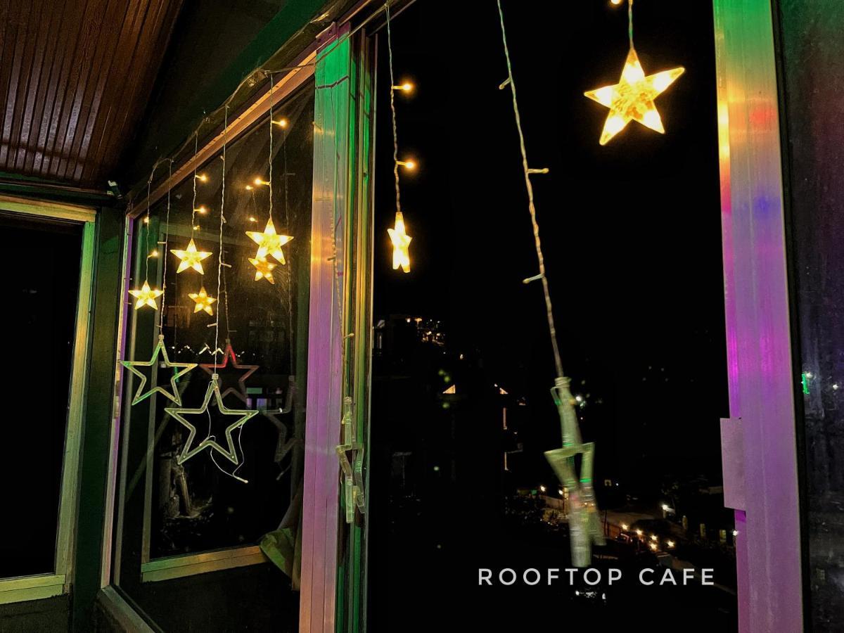 I Love Kasol Hostel & Rooftop Cafe المظهر الخارجي الصورة